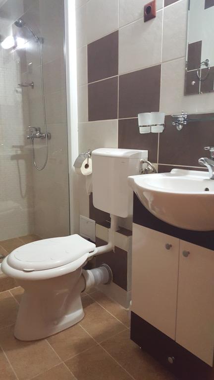 Casa Alex Hotell Târgu Jiu Rom bilde