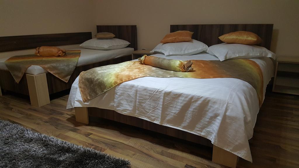Casa Alex Hotell Târgu Jiu Rom bilde