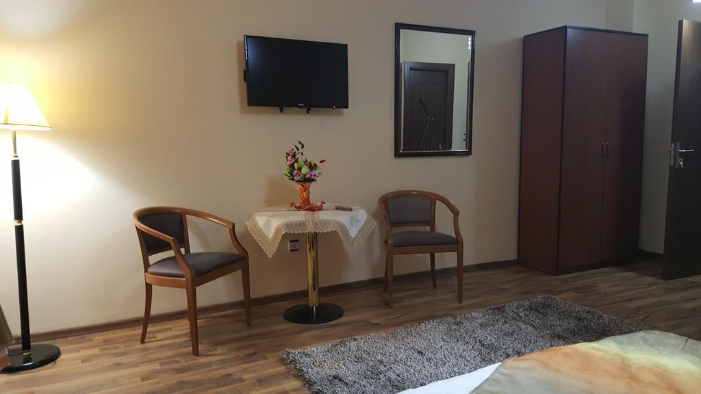 Casa Alex Hotell Târgu Jiu Rom bilde