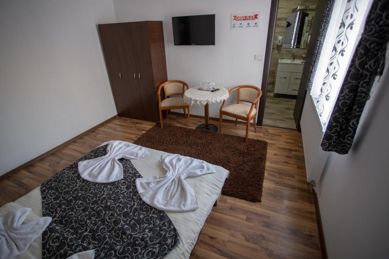 Casa Alex Hotell Târgu Jiu Eksteriør bilde